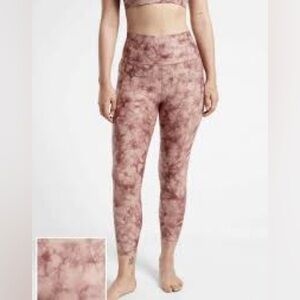 Athleta Salutation Stash Pocket II Printed 7/8 small Palermo Riptide leggings